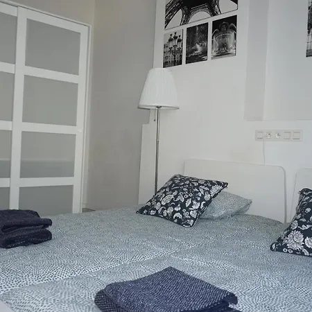 Roosevelt Apartments. * Antwerp
