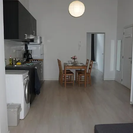 Roosevelt Apartments. * Antwerp