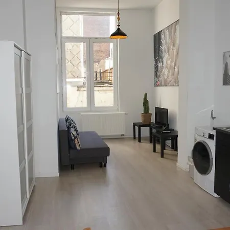 Апартаменты Roosevelt Apartments.